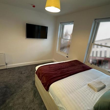 Mary Mullen'S Rooms Eyre Square. Galway Eksteriør billede