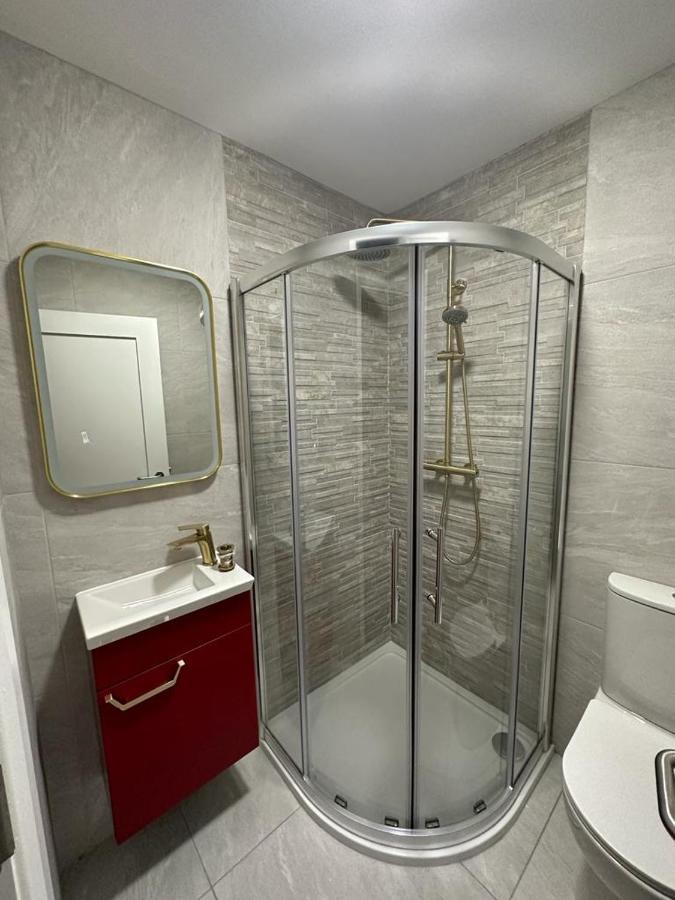 Mary Mullen'S Rooms Eyre Square. Galway Eksteriør billede