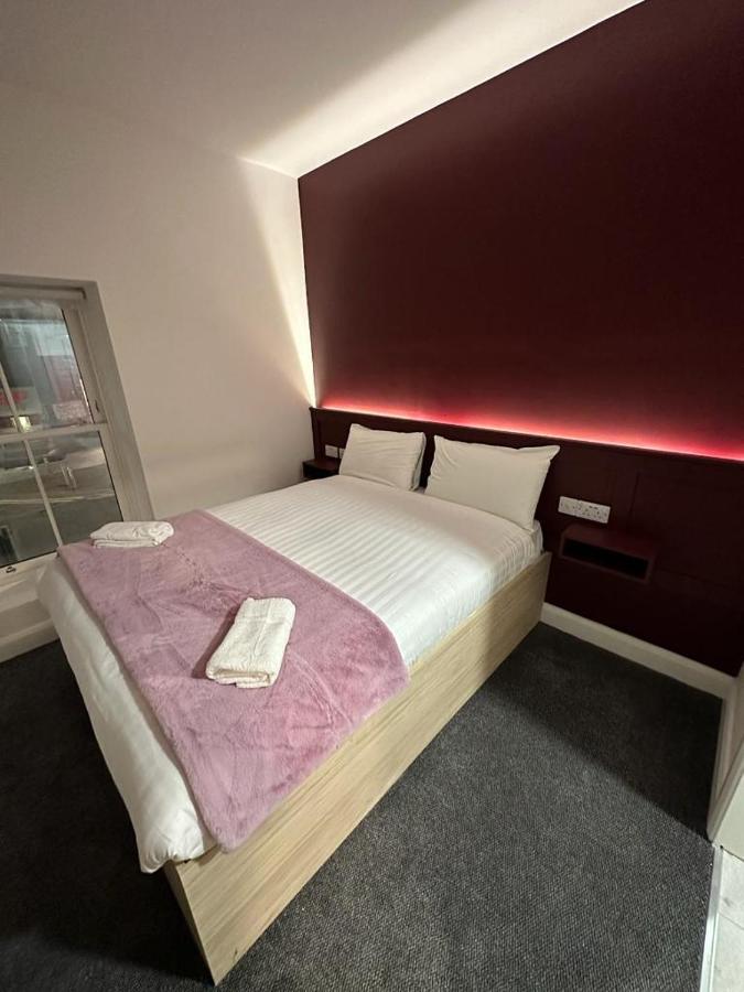 Mary Mullen'S Rooms Eyre Square. Galway Eksteriør billede